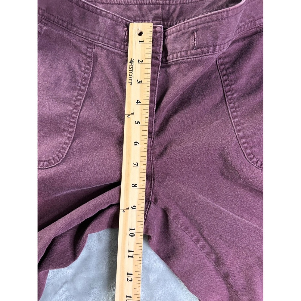L.L.Bean Favorite Fit Women's Cargo Pants Burgundy Roll Tab Leg Size 6 Petite - Picture 3 of 7